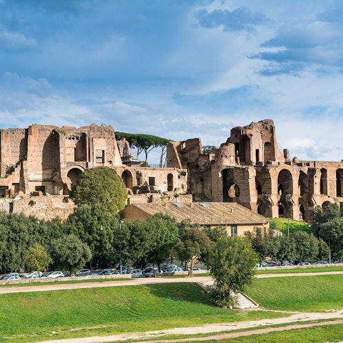 Coliseo y Foro Romano + Tour guiado
