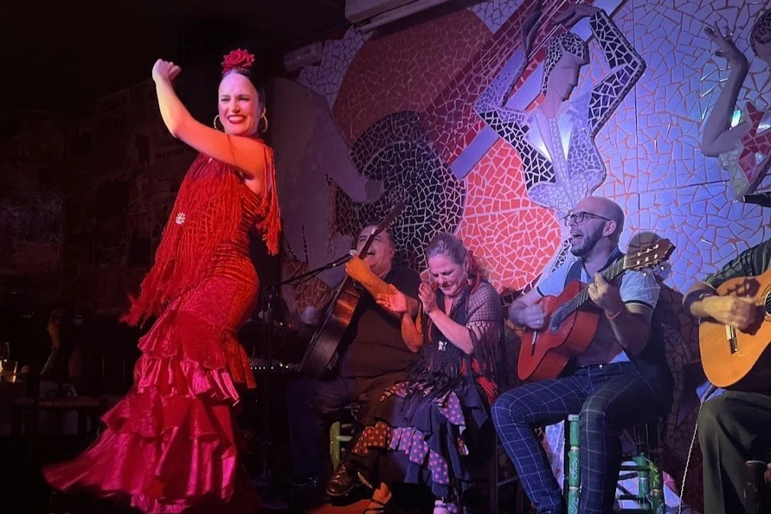 El Toro y la Luna Espectáculo Flamenco en Tablao con Cena y Bebidas